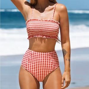 NWT RED&WHITE GINGHAM SMOCKED BIKINI WITH HIGH WAIST BOTTOMS AND REMOVABLE STRAP